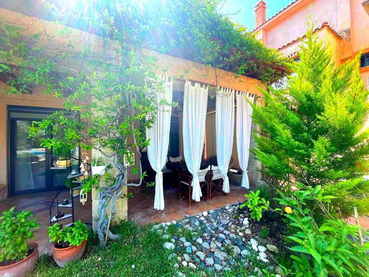 Apartment Ariel'S Beach House In Pefkohori Greece